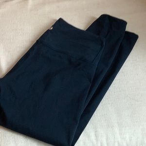 Lululemon navy blue wonderunder leggings